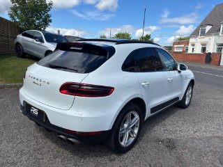 /photos/11636/7196fef5-cf16-45a3-acba-aa29cbef2059_i320x240.jpg